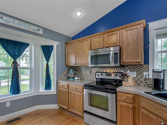 3rd image of 12309 E Ayesbury Cir