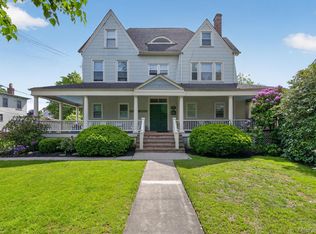 113-117 15th Ave #123-125-17, West Babylon, NY 11704