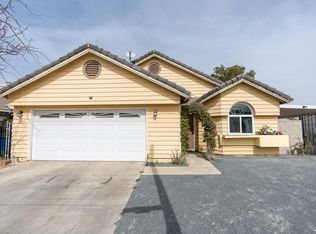 2053 Chatham Dr, Palmdale, CA 93550
