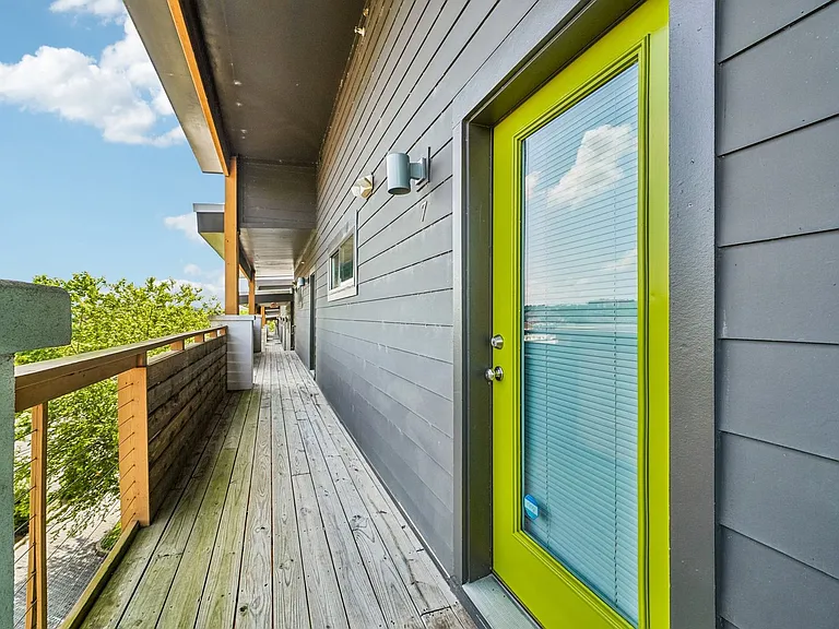 Myers Flats - 3 Bedroom — Photo 28