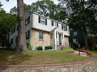 2 Ledgewood Rd, West Roxbury, MA 02132