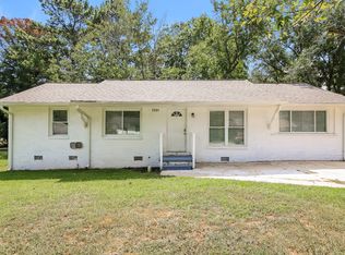 8721 W Bourne Dr, Jonesboro, GA 30238