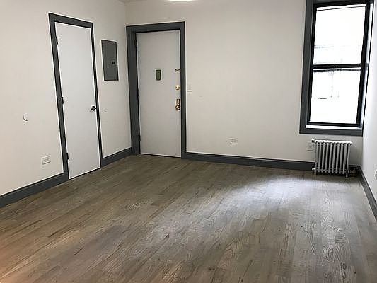5th image of 310 E 25th St APT 3A