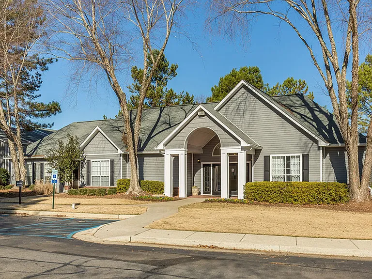 Welcome to Magnolia Pointe!
