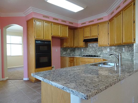 4th image of 2331 Babson Dr