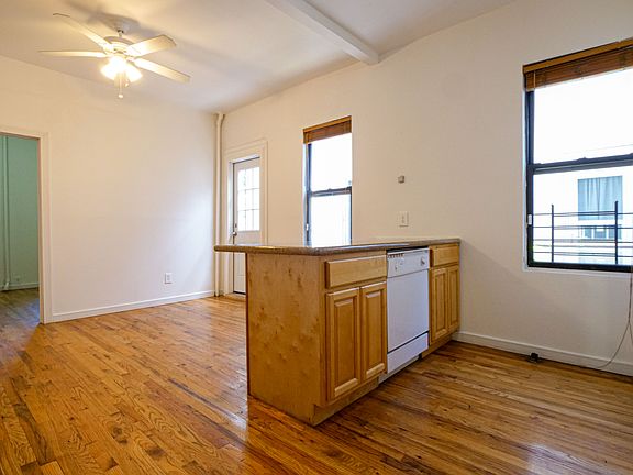 2nd image of 541 18th St #1R