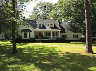 691 Log Hall Rd, Ridgeland, SC 29936