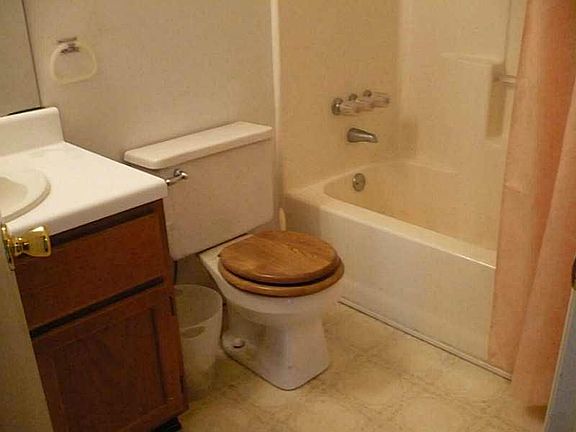 5th image of 6232 Phillips Lake Ct