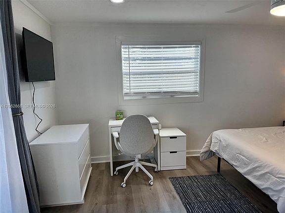 3rd image of 914 N Ocean Breeze #1