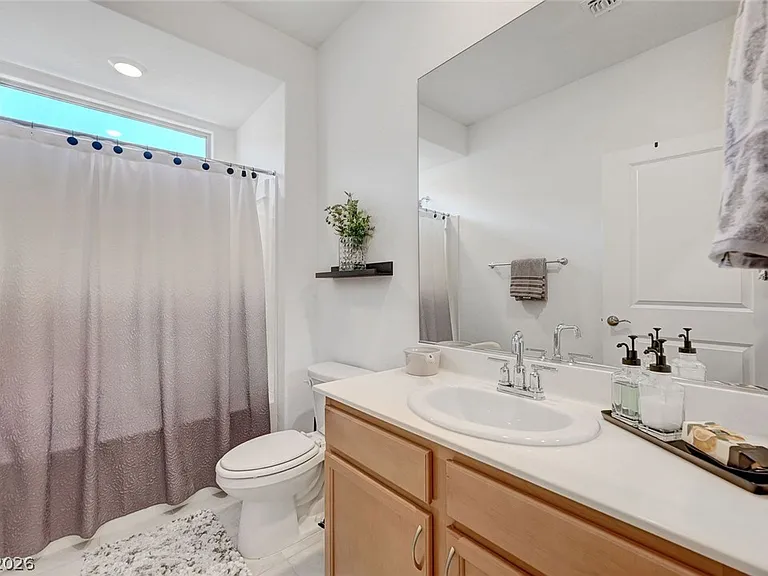 2379 Albury Ave — Photo 11