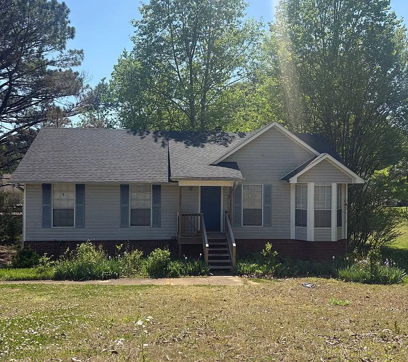 2025 Brewster Rd