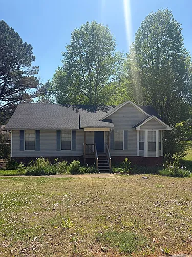 2025 Brewster Rd Photo 1