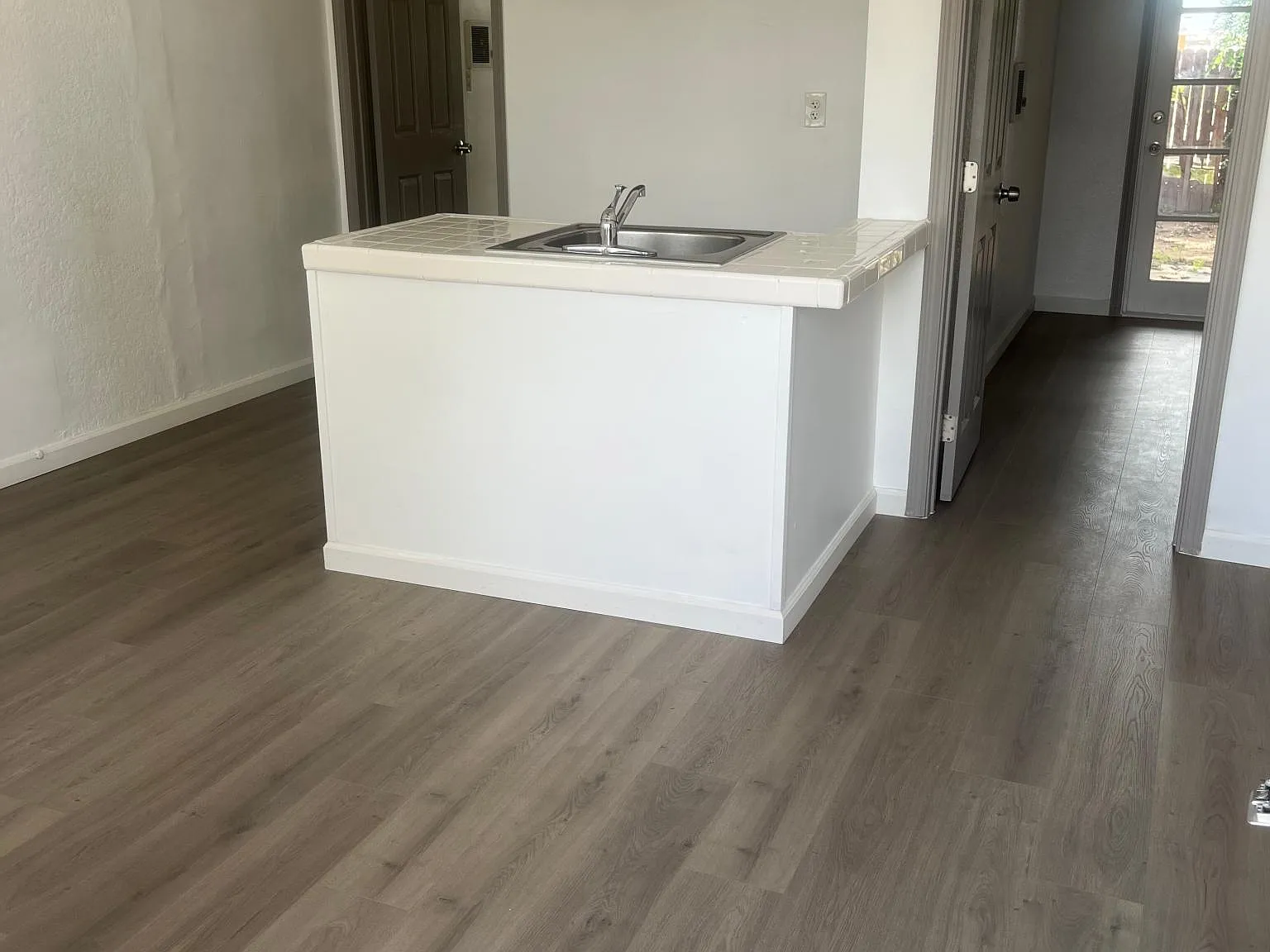 1/2 Greenfield Dr, El Cajon — Photo 1
