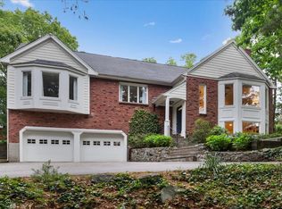 12 Morse Dr, Medfield, MA 02052