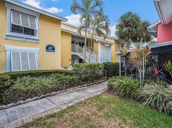 3710 41st Way S Unit E, Saint Petersburg, FL 33711