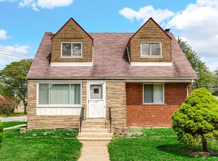 17603 Burnham Ave, Lansing, IL 60438