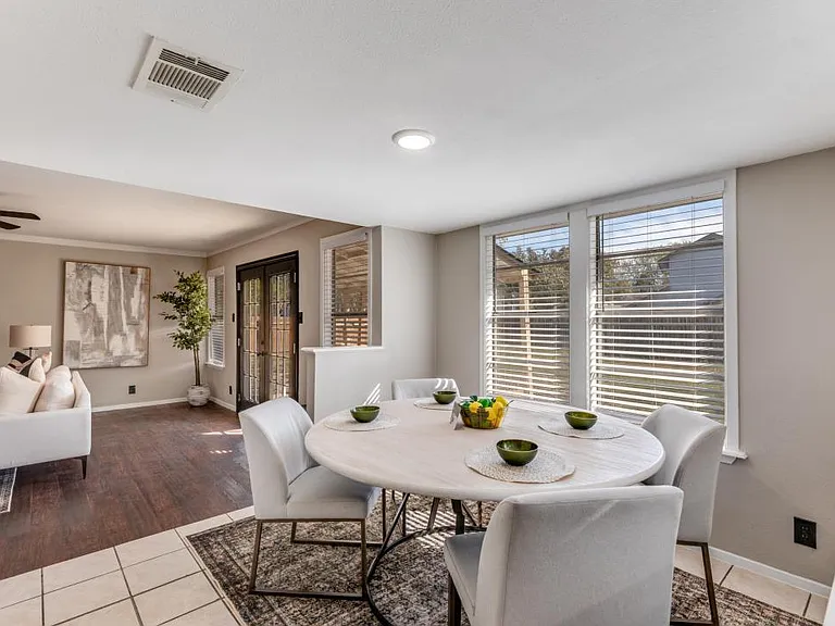 12901 Lamplight Village Ave — Photo 9