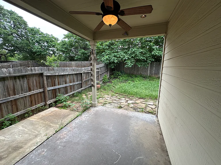 25718 Presidio Aly — Photo 14