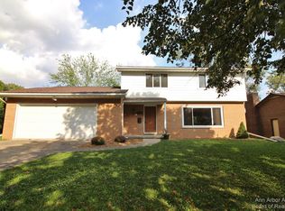 1503 Warwick Ct, Ann Arbor, MI