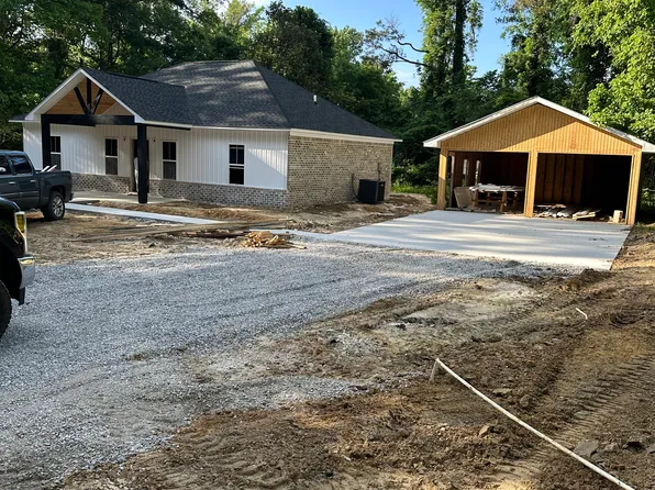 1765 Road 1451, Mooreville, MS 38857