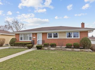 641 W Ronald Dr, Addison, IL 60101
