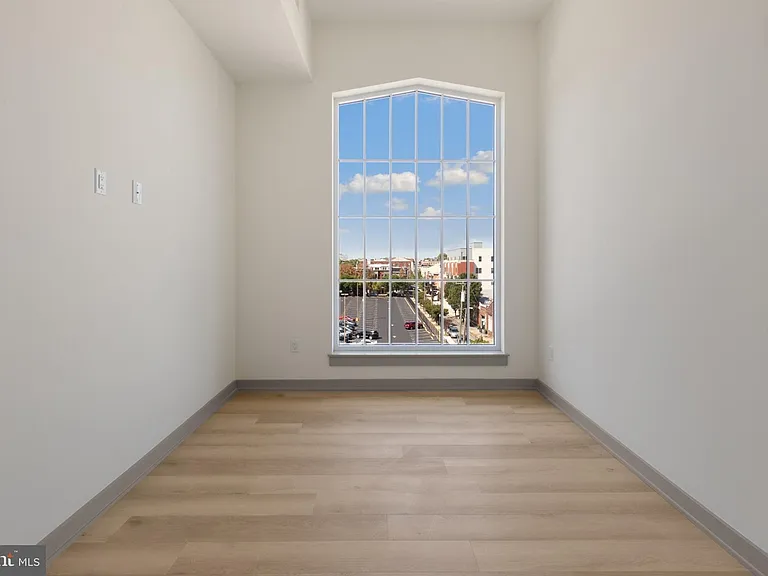 689 N Broad St #203 — Photo 9