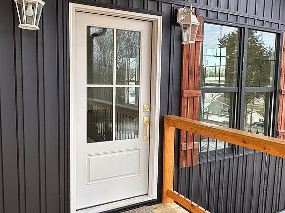 5th image of 213 W End Ave