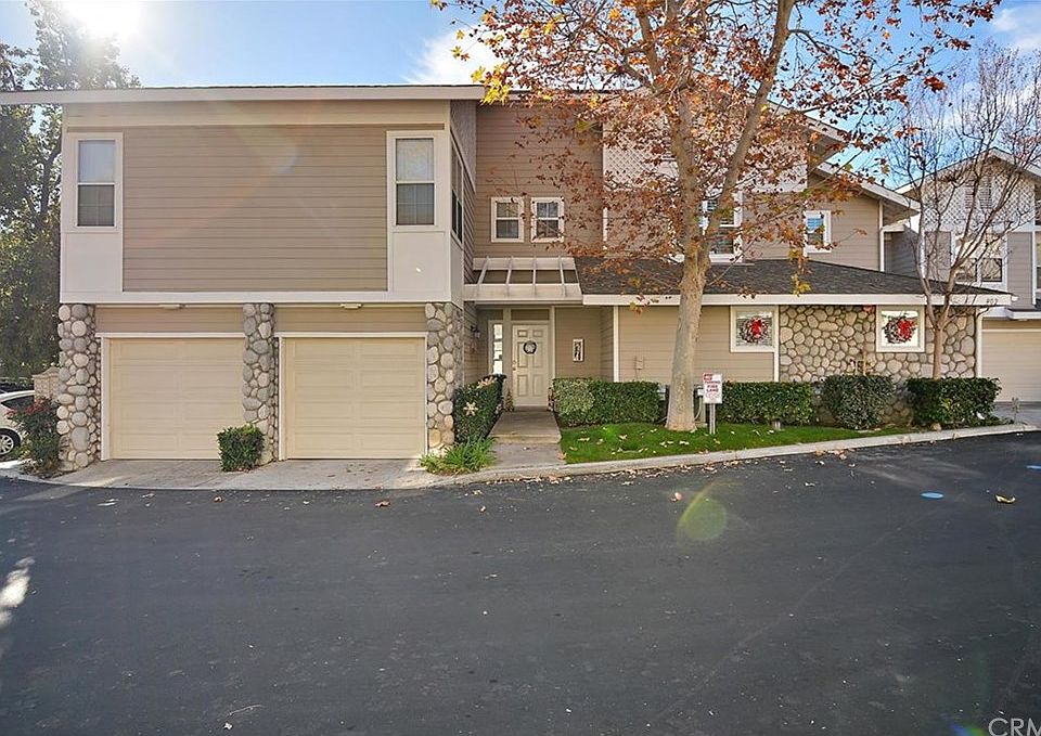 1st image of 901 Chandler W