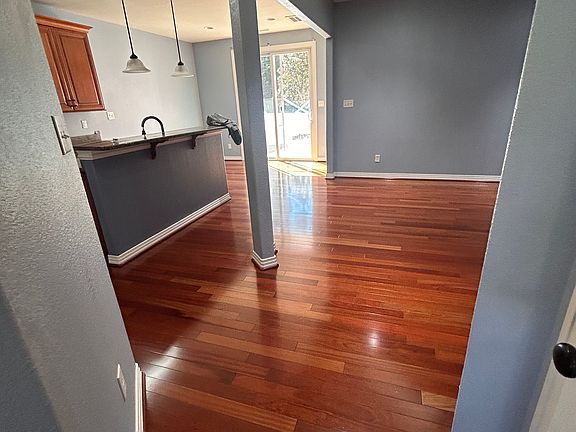 5th image of 2361 Nottoway Ln