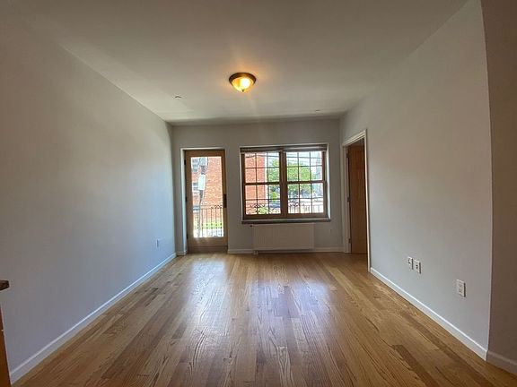 2nd image of 67 Herbert St APT 2A