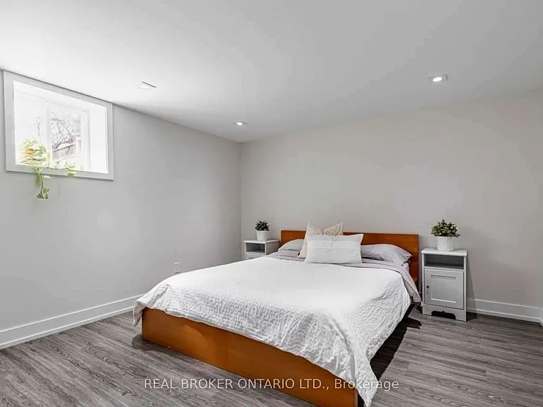 25 Newlin Cres #LOWER — Photo 6