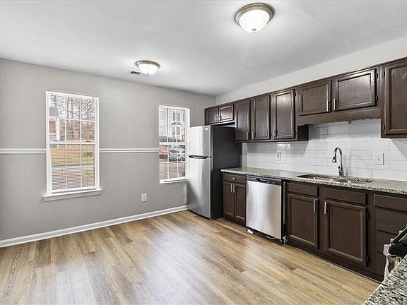 4th image of 3483 Kingswood Run