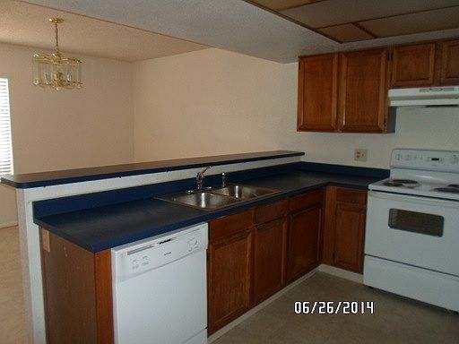 5th image of 6337 W Townley Ave