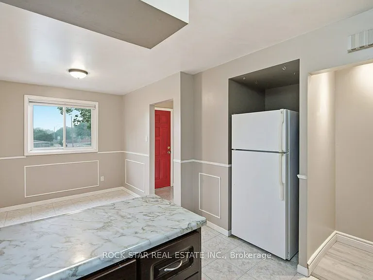 442 Greenhill Ave — Photo 8