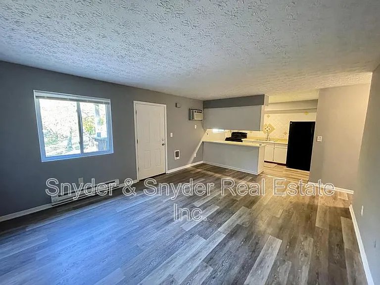 480 Massillon Rd #L — Photo 3