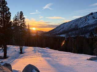 2080 Huckleberry Heights Rd, Echo Lake, CA 95721