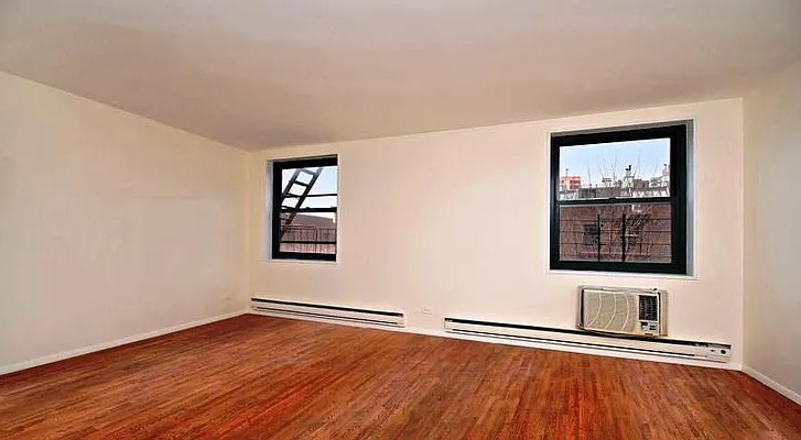 Rented by Greenland Group Realty | media 9