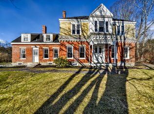 189 Old Brunswick Rd, Gardiner, ME 04345