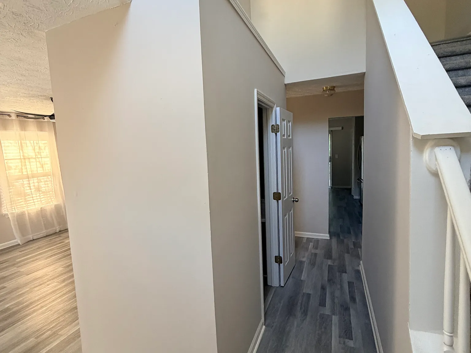 3 bed, 2.5 bath, 1899 sqft, $2,250 — Photo 3