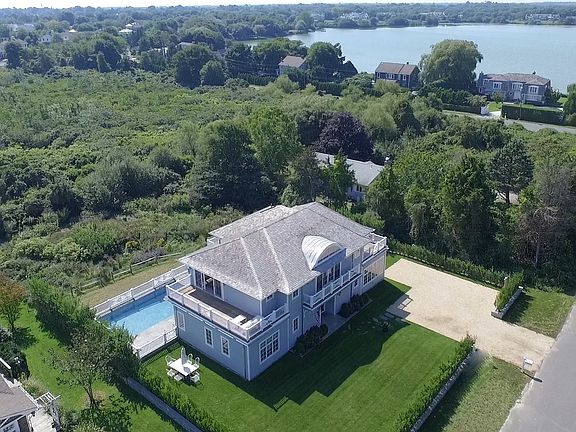 2nd image of 41 Mill Pond Ln