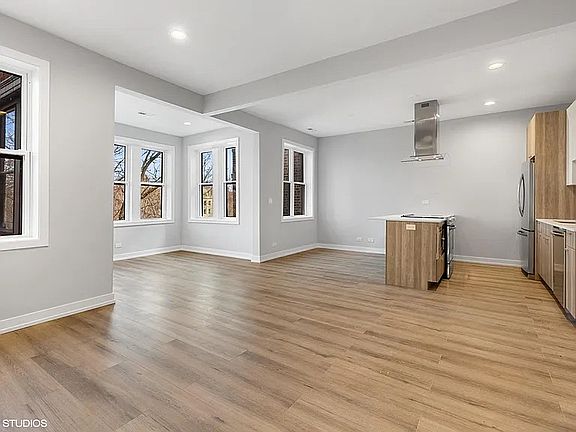 5th image of 1940 N Humboldt Blvd #3S