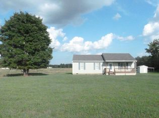 871 Powcan Rd #L, Millers Tavern, VA 23115