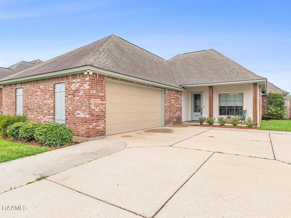 1st image of 110 Olivewood Dr