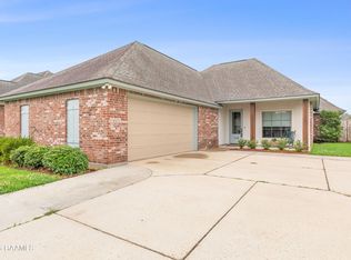 110 Olivewood Dr, Lafayette, LA 70508
