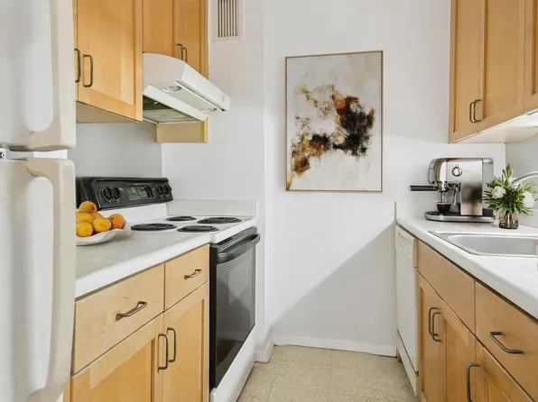 137 Barrow Street image 5 of 14