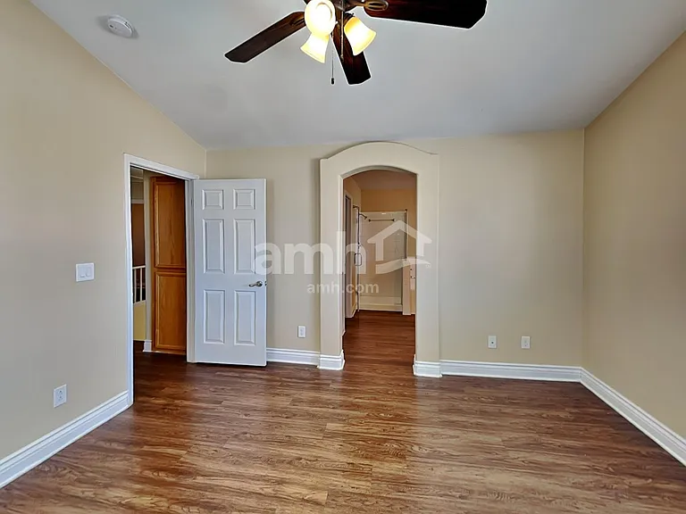 203 Mariposa Way — Photo 8