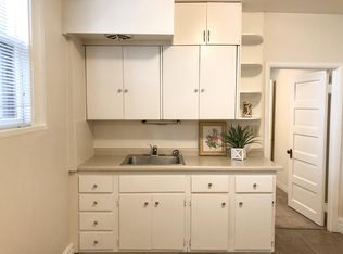 300 7th St N APT 8, Fargo, ND 58102