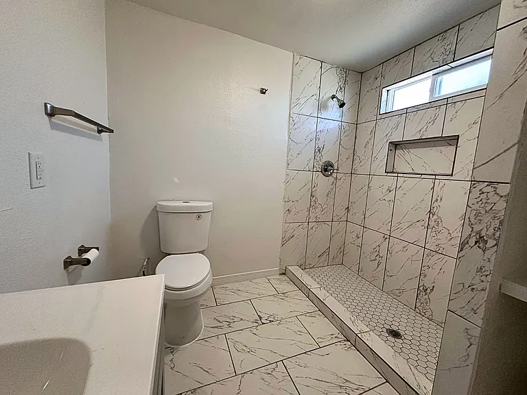 3621 Nations Ave #C — Photo 8