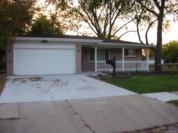 21135 La Salle Blvd, Warren, MI 48089