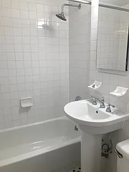 Rented by Metropolis Real Estate of Manhattan